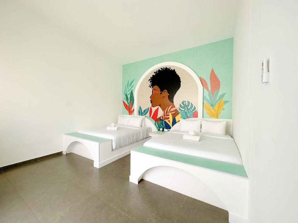 Hotel Nomadic Design