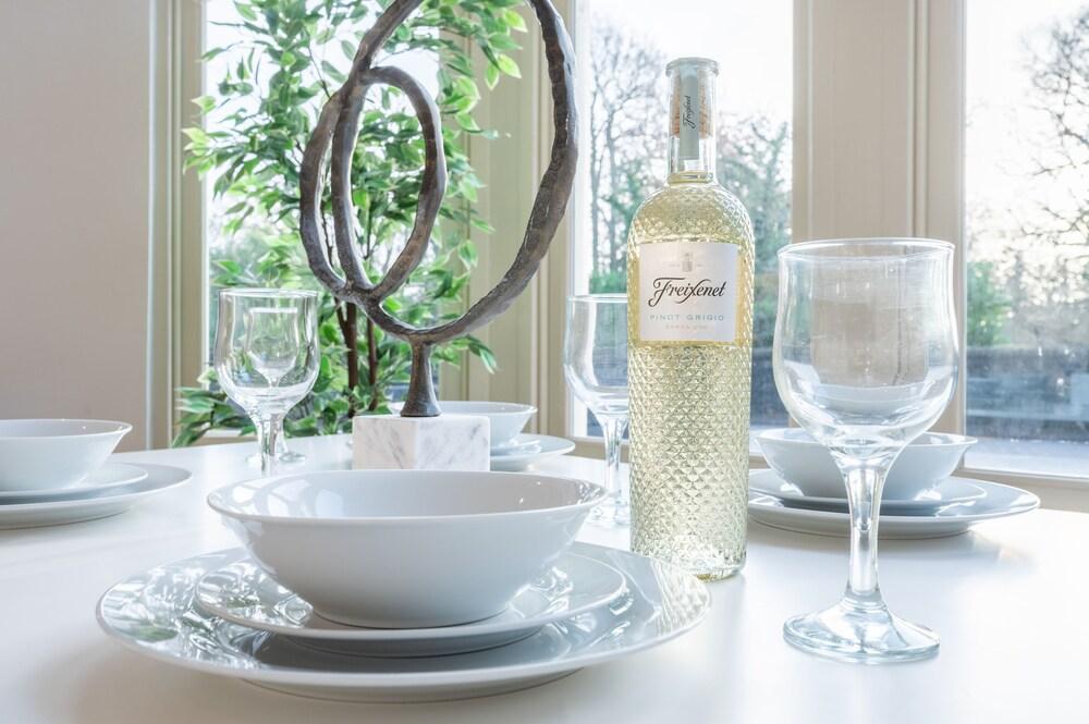 North Lane Apartment by Tŷ SA