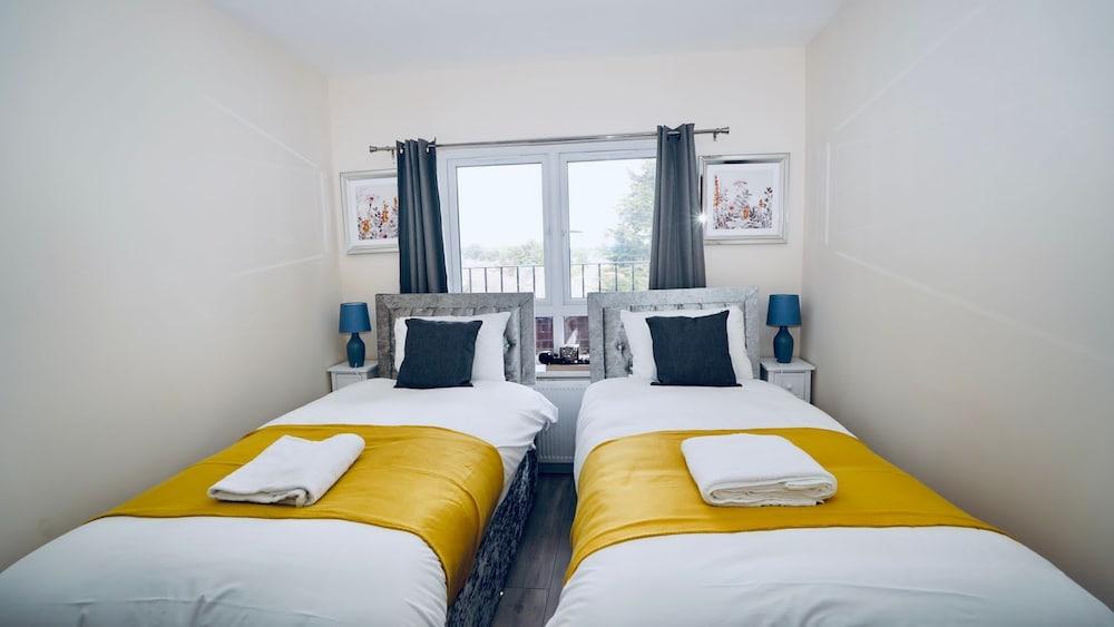 Unique & Luxurious 2bed Apartment London