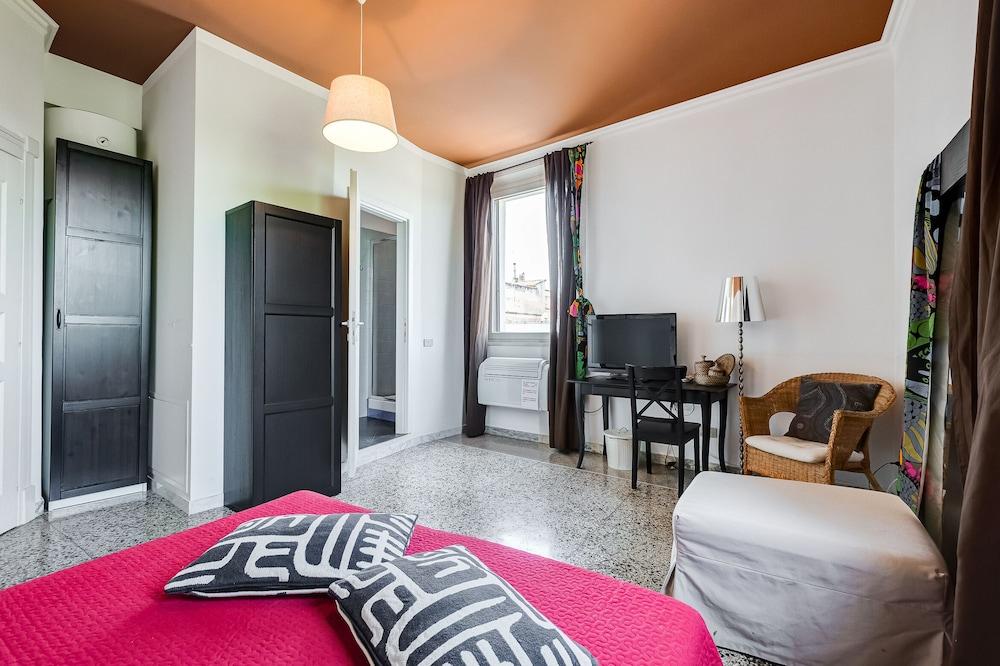 Giulio Cesare Vatican Apartment