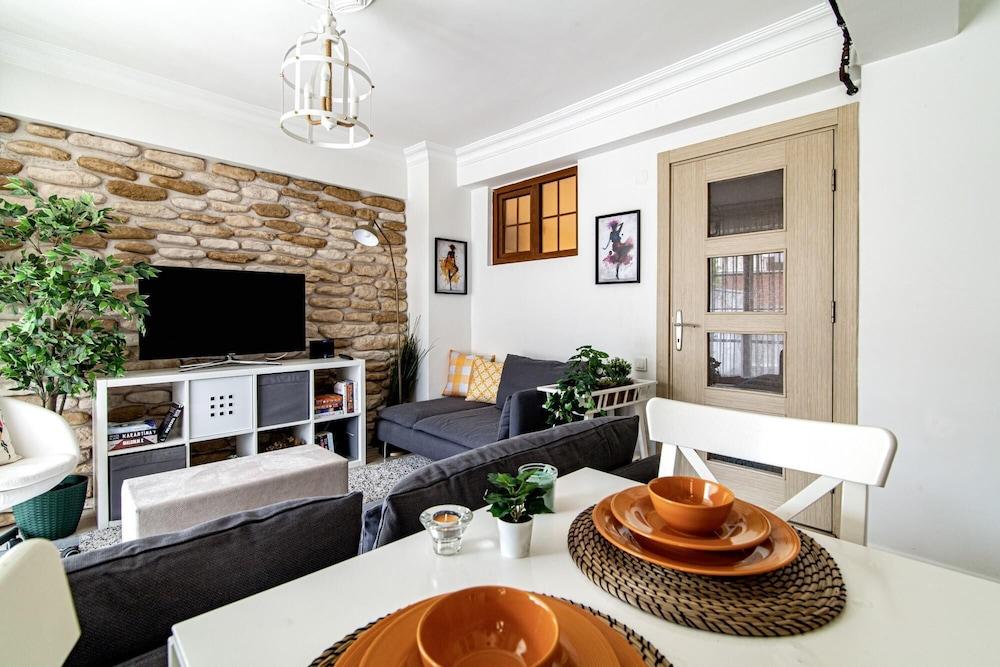 Flat With Backyard Close to Sapphire Shopping Mall