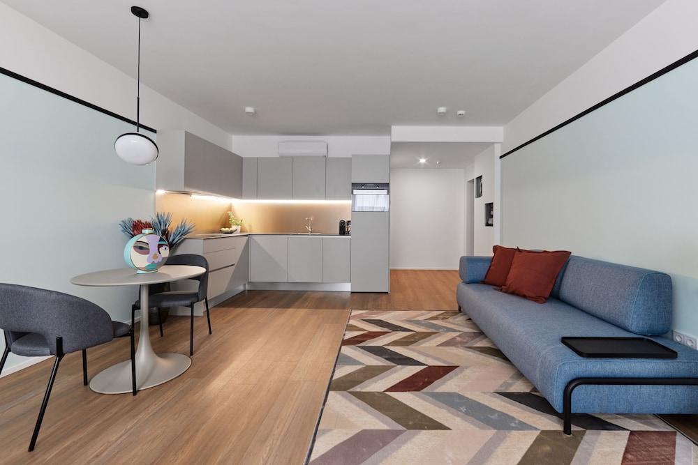 The Amberlyn Suite Hotel