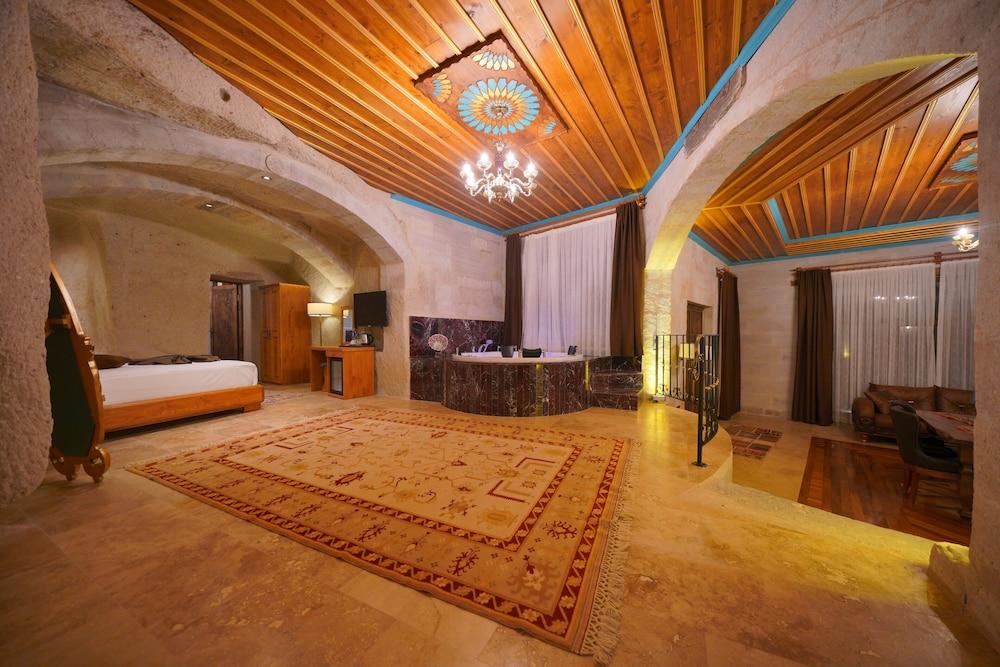 Cappadocia Secret Hill Cave Suites