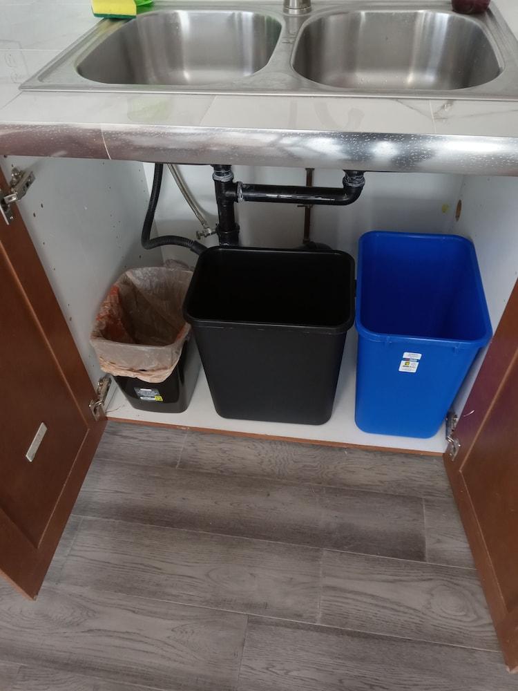 Cozy Cottage near Lake Simcoe