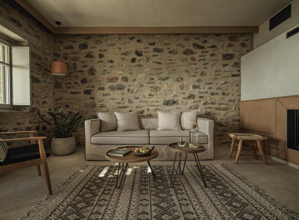 Hera Suite by Peliva Nature Suites