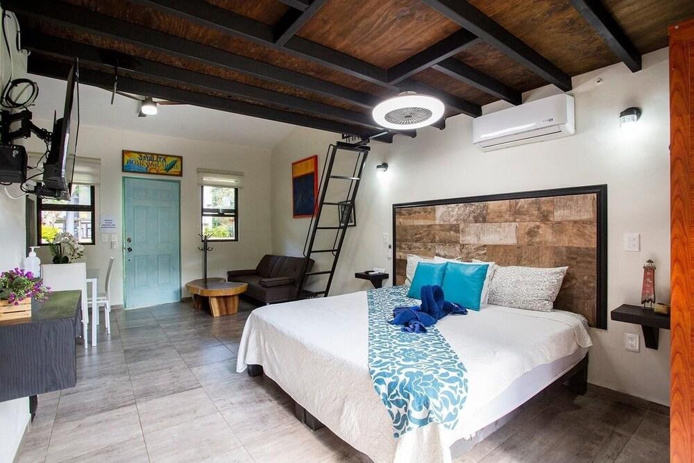 CANTO SAYULITA - Villas & Lofts
