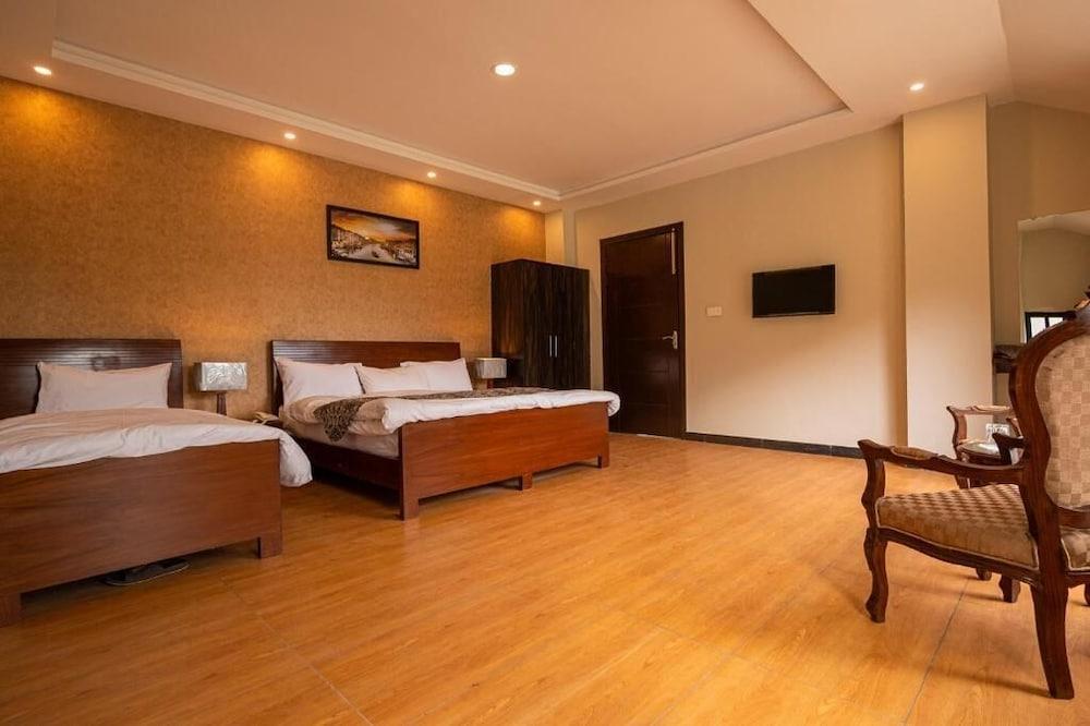 Mount Feast Hotel Naran