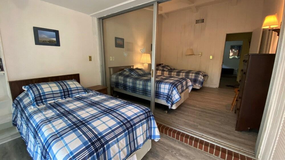 Cottage By The Sea - Unit A 3 Bedroom Duplex