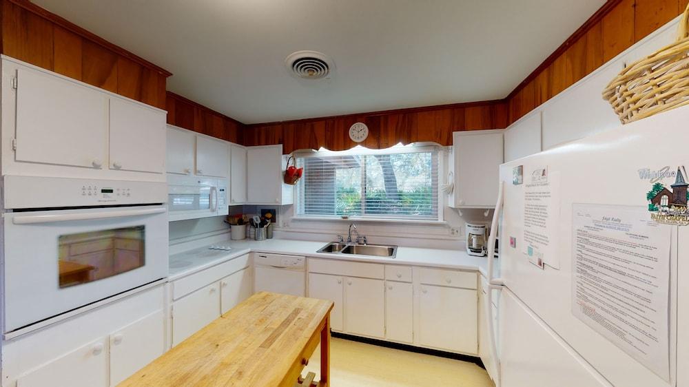 Almost Heaven 4 Bedroom Home