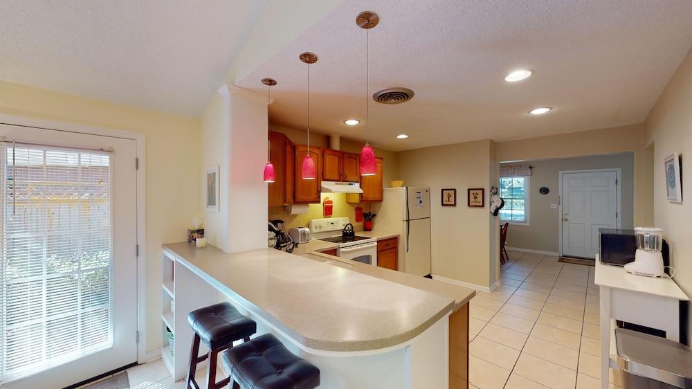 Azalea Cottage Duplex 2 Bedroom Duplex