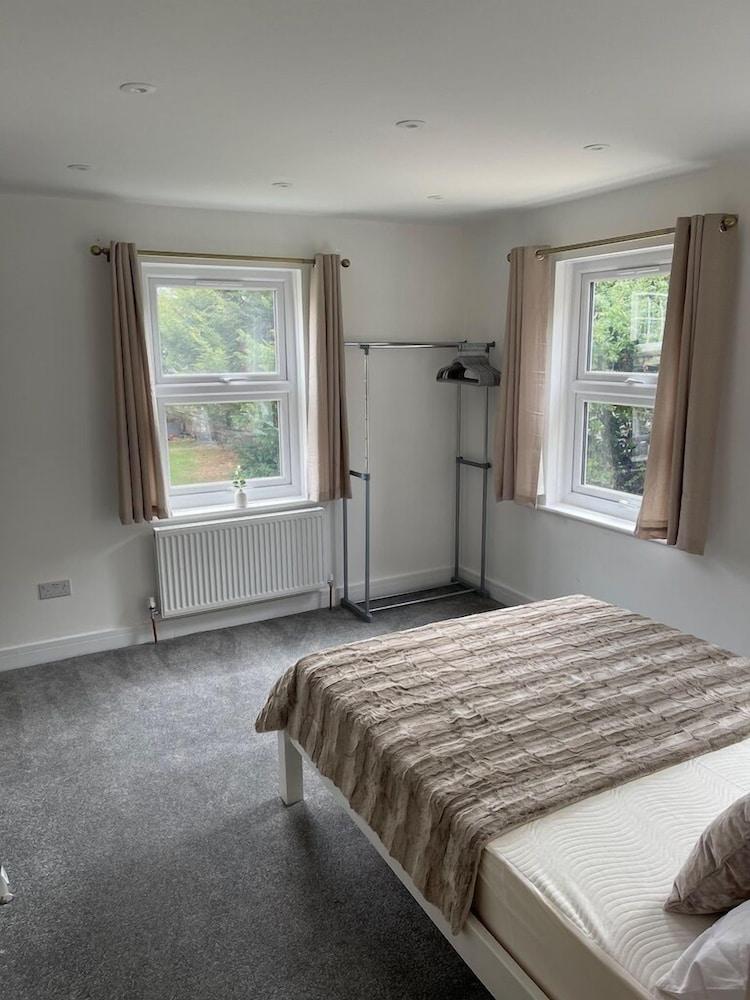 Lovely Two Bedroom Home