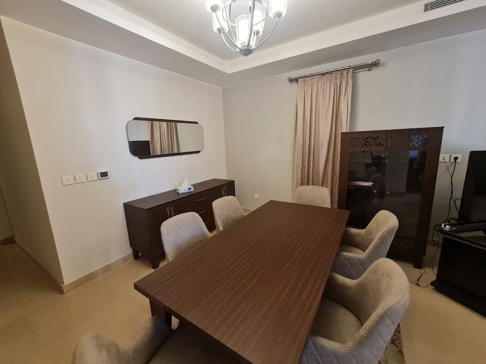 Vesta - Luxury Apt - 4Br - Cfc III