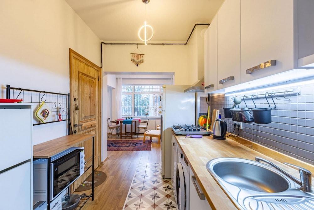 Vibrant Flat in Cihangir With Central Location