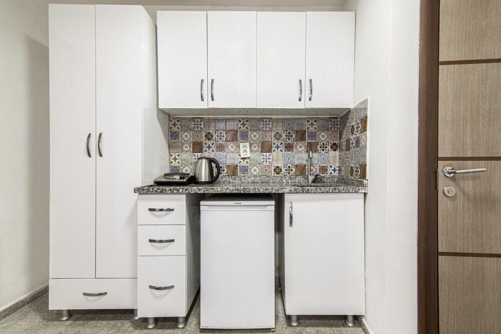 Comfy Studio Flat With Great Location in Beyoglu-1