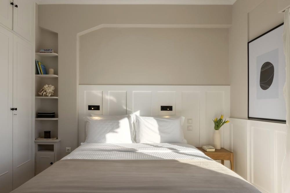 Meliti Apartment in Plaka