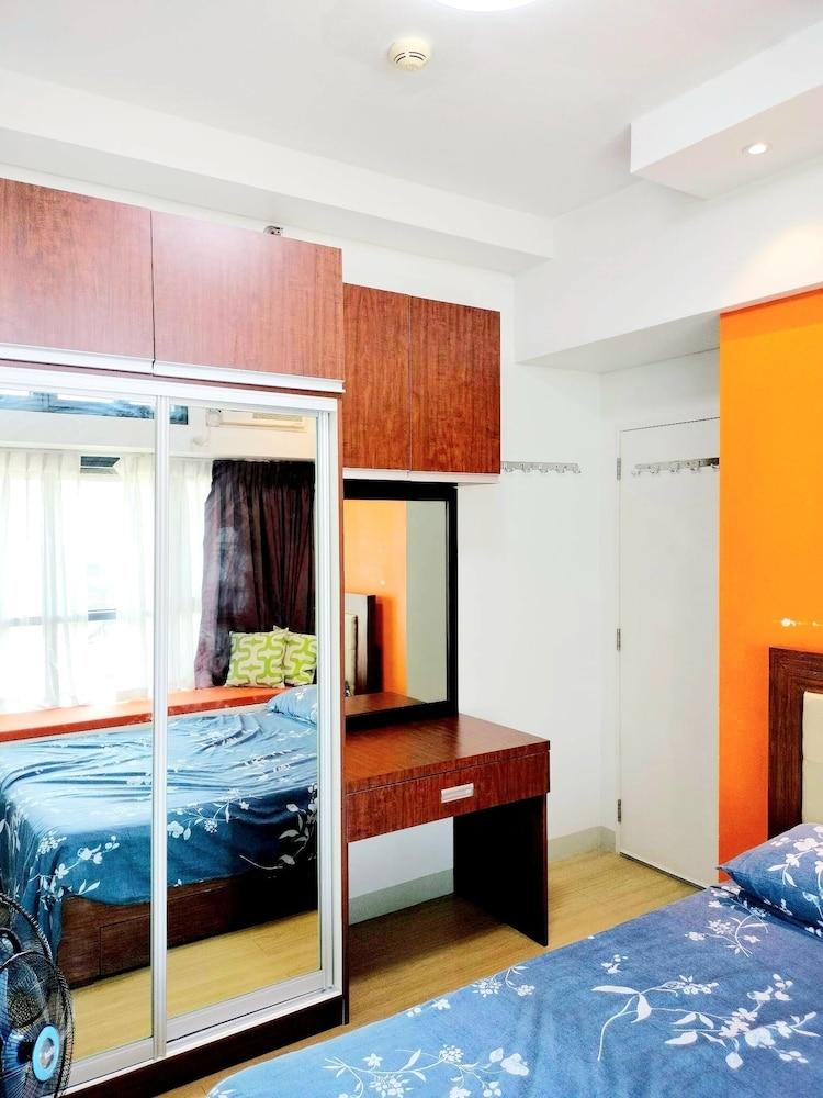 The Levels 2BR Condo Plus Free Parking