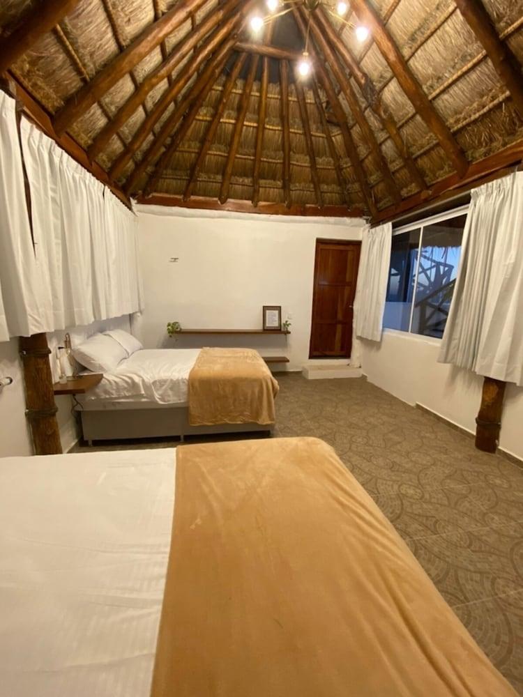 Casa Poeta Punta Cocos