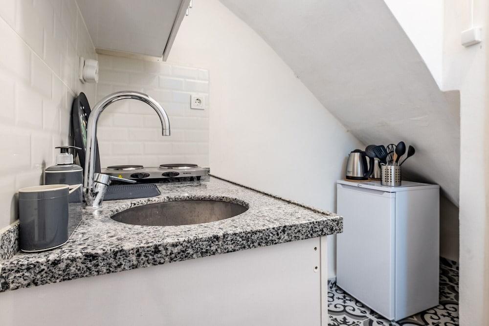 Cozy Studio Flat With Backyard in Sisli