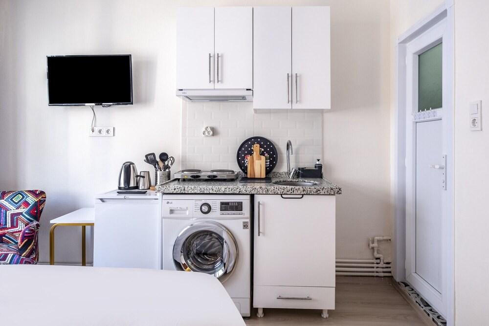 Modern Studio Apartment in Sisli