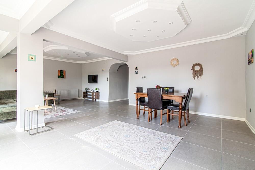 Elegant Flat Close to Istinye Coast