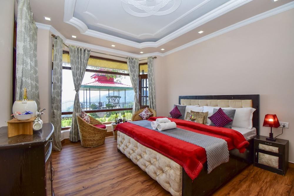 Chail Cabana by Dumnu Homes