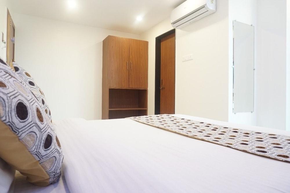 Hotel Satkar Residency