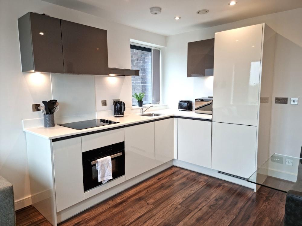 Luxury 2 bed Apt 10 mins to City Centre