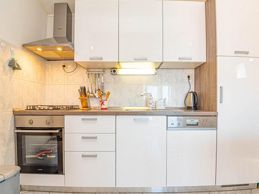 Holiday Home Happy Holiday