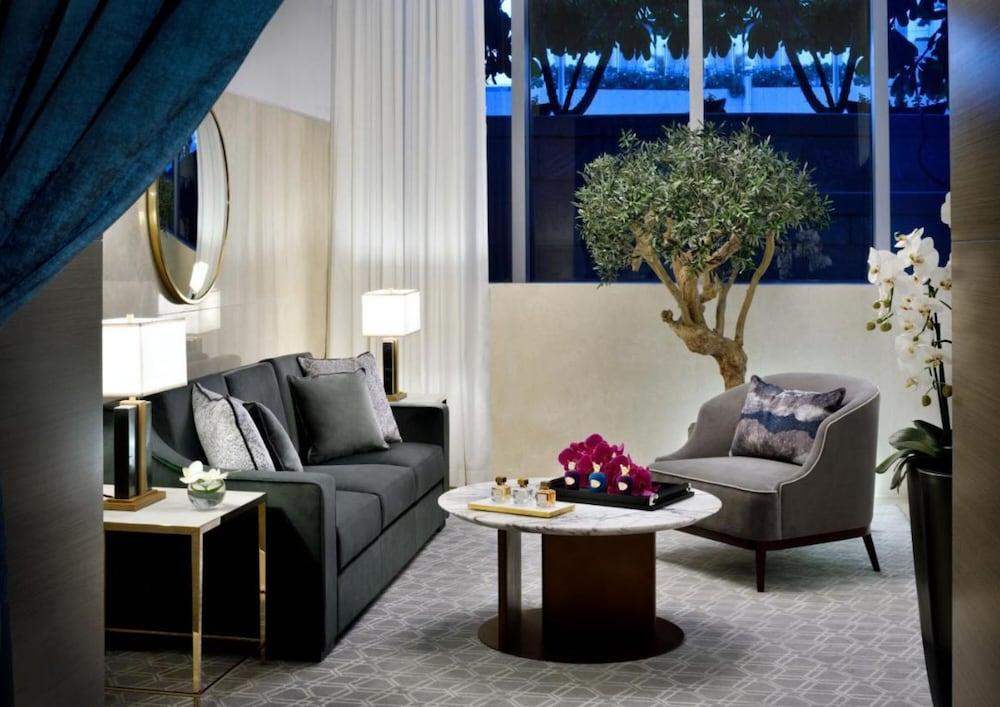 Address Dubai Mall Residences