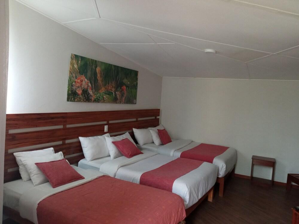 Hotel piedra blanca colca