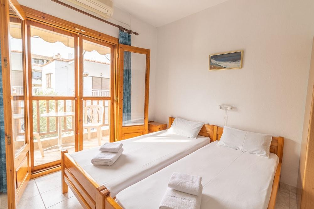 Mina-Maria Apartments