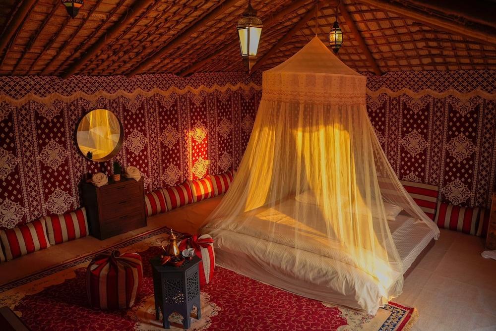 Al Khayma Camp "Elite Glamping & Dining in Experience"