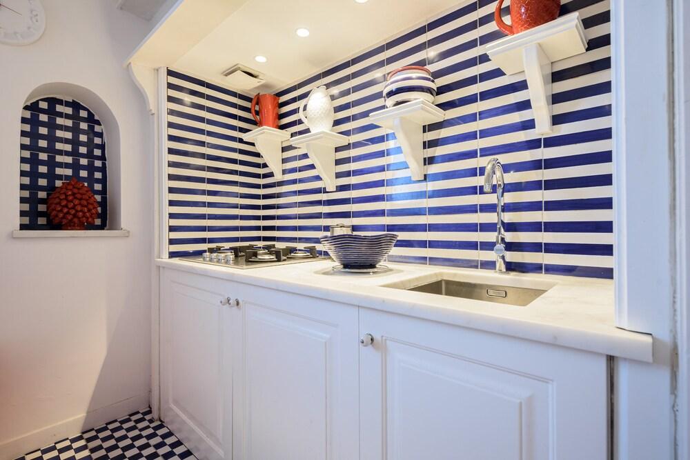 A Fenestella Caprese