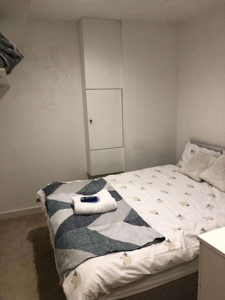 Captivating 1-bed Apartment in Southampton