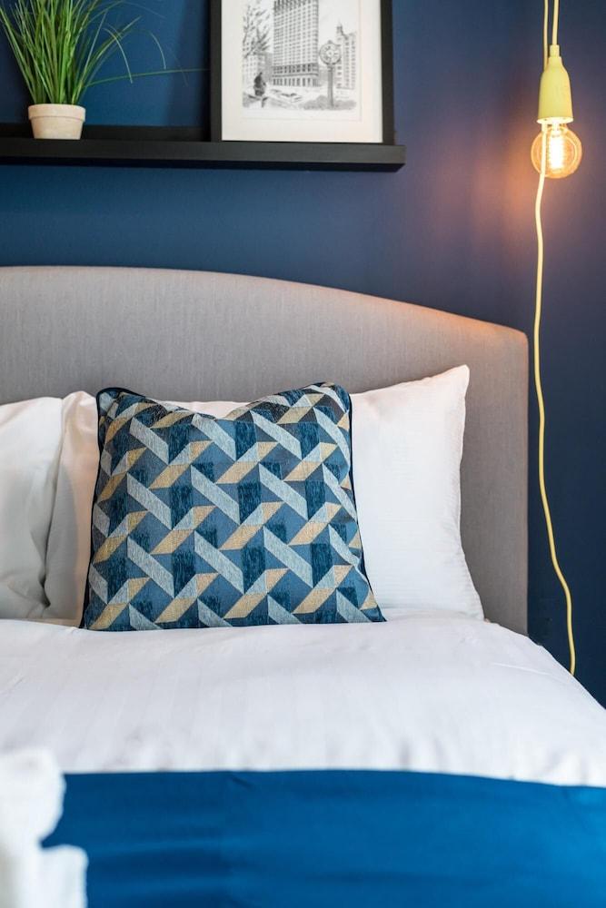 Host Apartments Baltic Triangle Stylish Apt