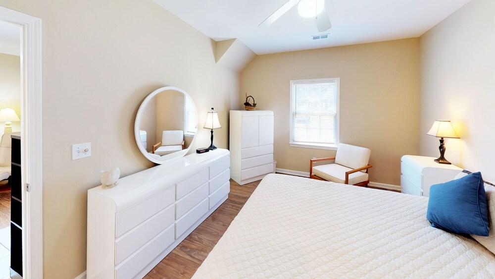 Royal Poste Golf Villas by Coastline Resorts