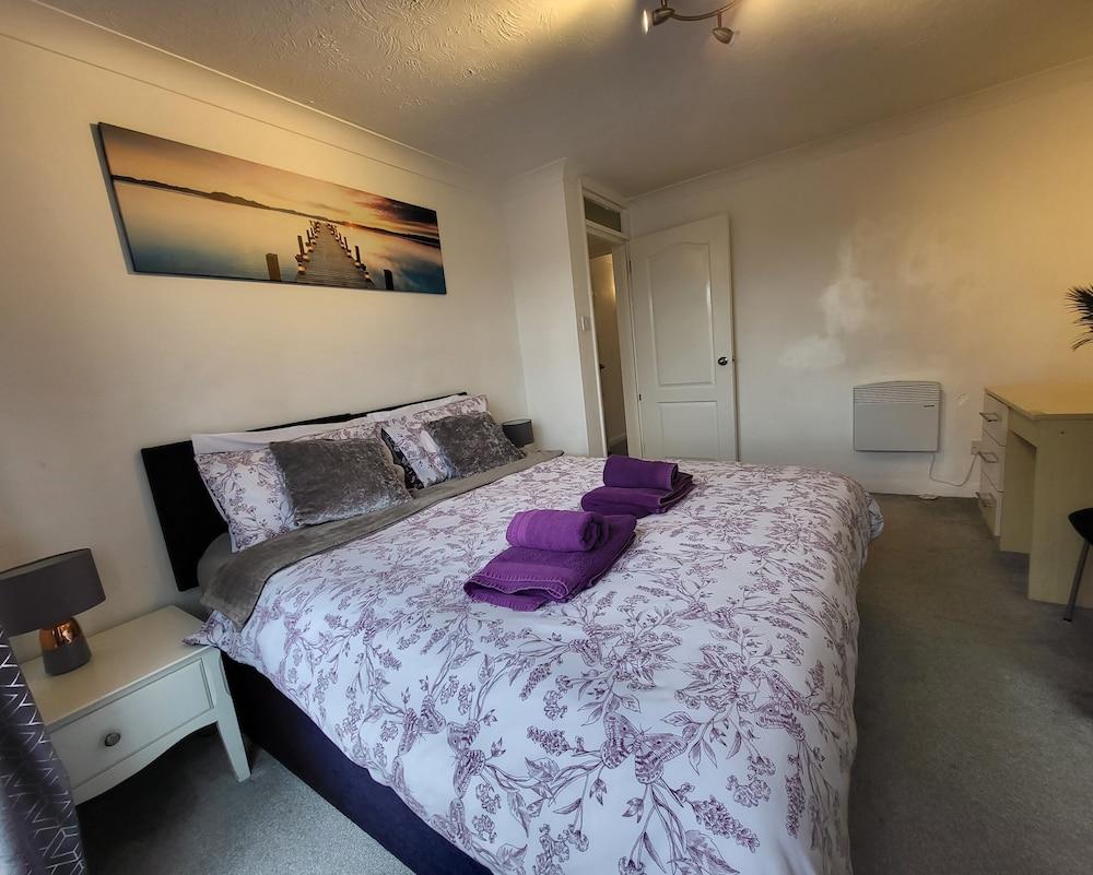Captivating 2-bed Apartment in Southend-on-sea