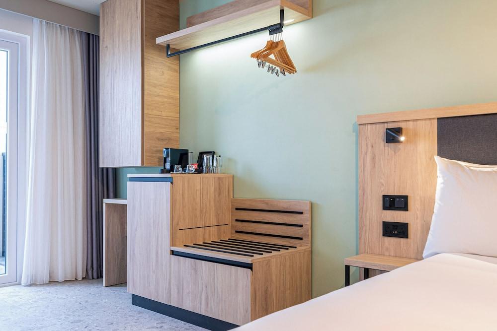 Hotel Scirocco St. Julian's, Affiliated by Meliá