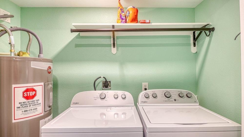 The Salty Aloha by Miss Kitty’s