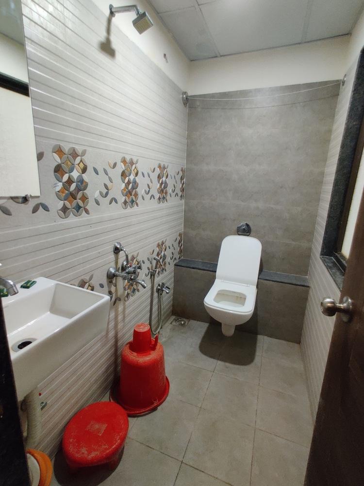 Hotel Balaji Comforts