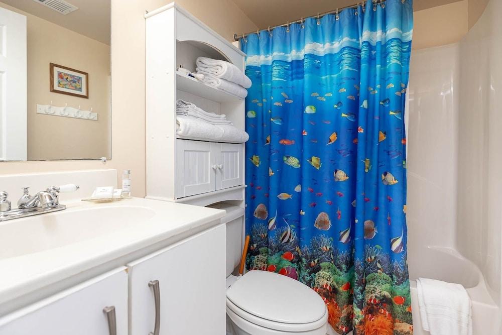 Tradewinds 203 1 Bedroom Condo