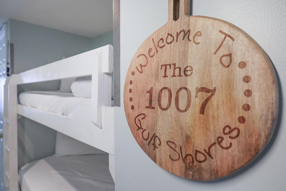 Royal Palms 1007 1 Bedroom Condo