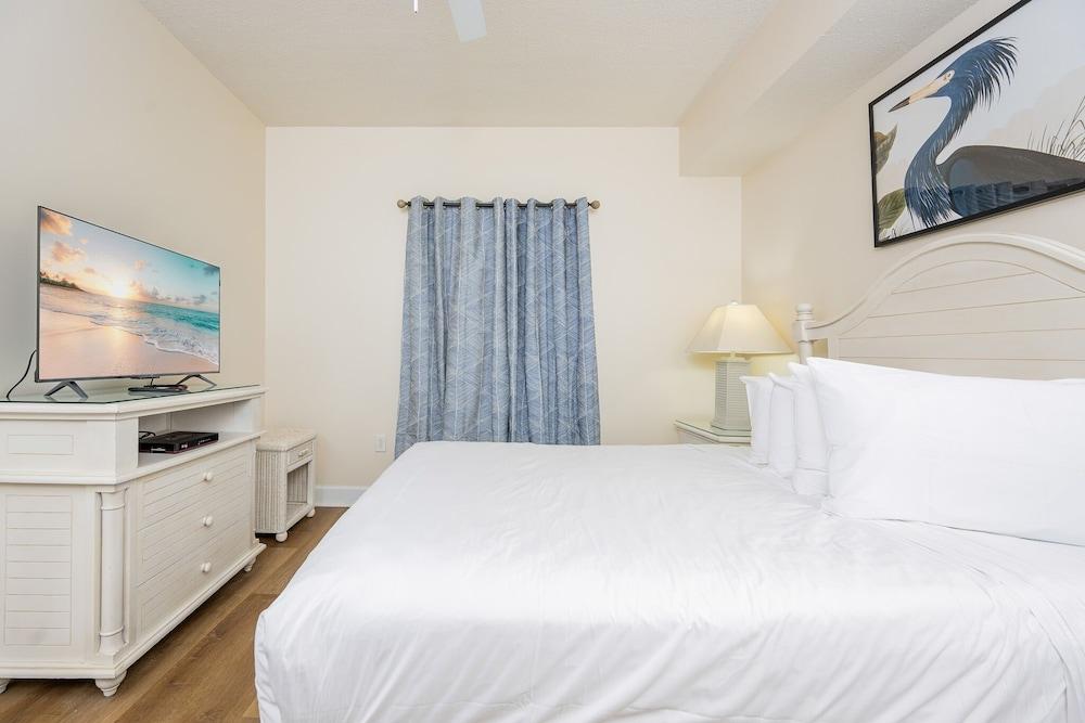 Seawind 905 3 Bedroom Condo