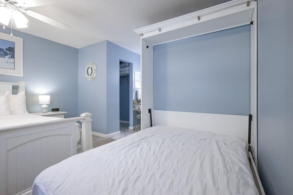 Sugar Beach 353 1 Bedroom Condo