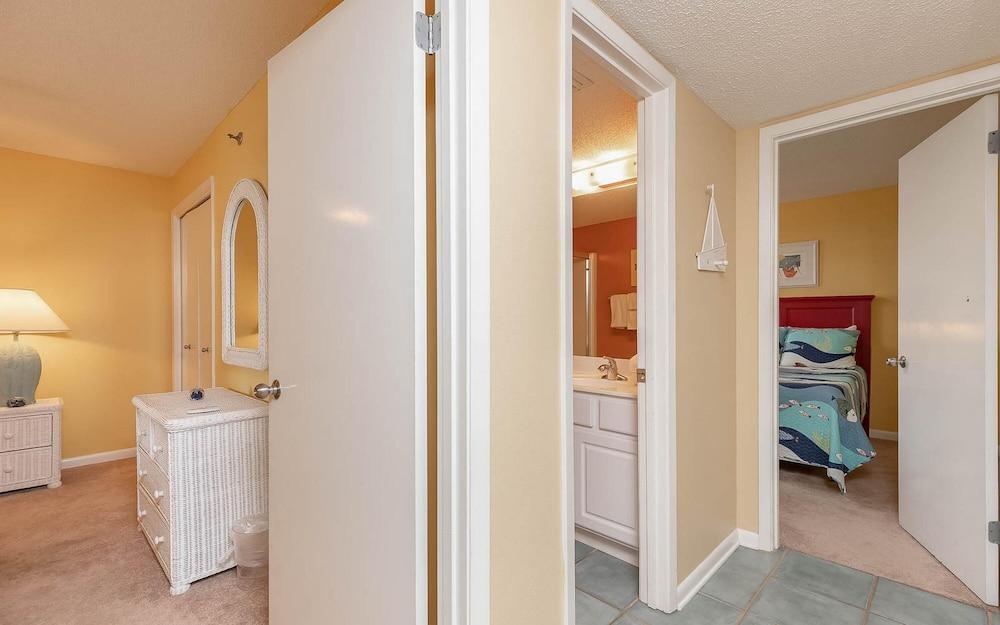 Phoenix VII by Brett/Robinson Vacations