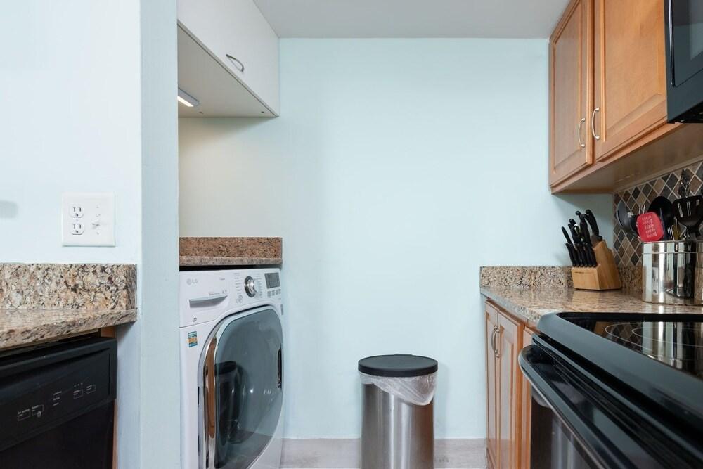 Sugar Beach 143 1 Bedroom Condo