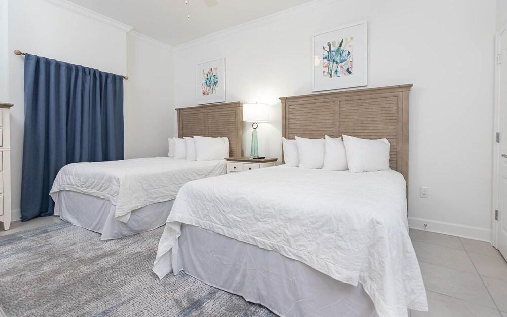 Phoenix Gulf Tower 2503 3 Bedroom Condo