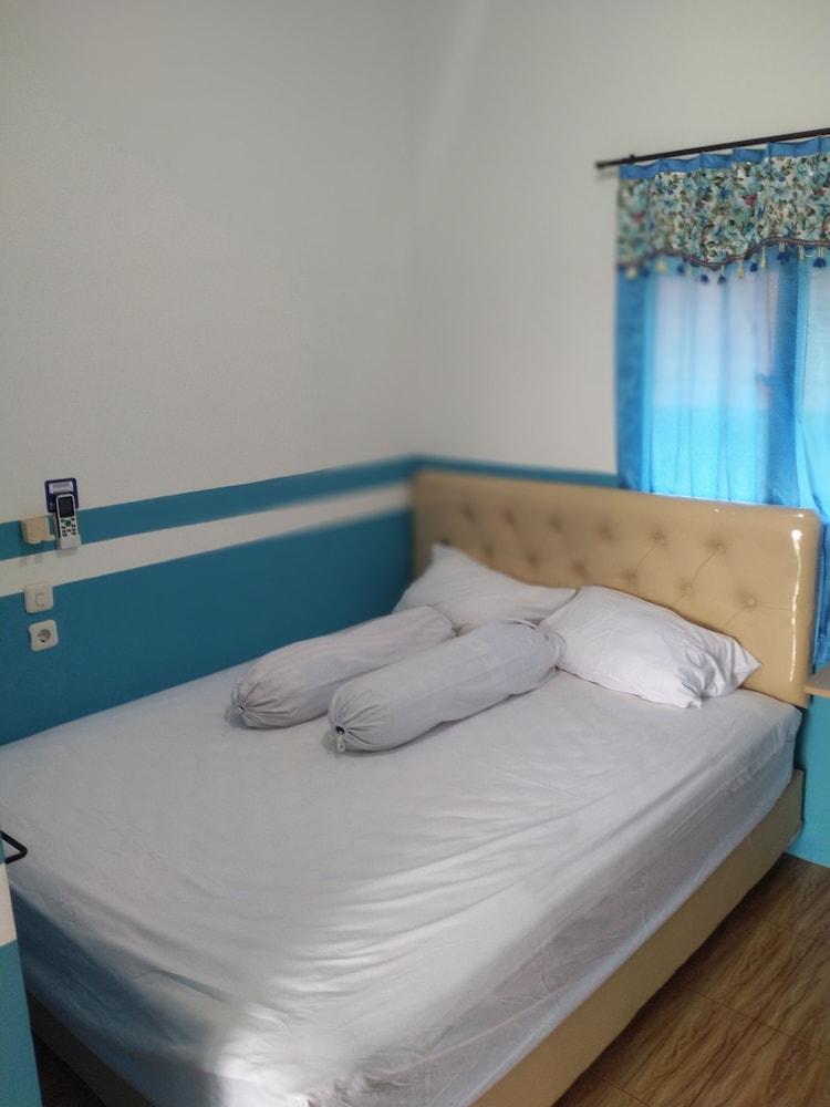 Penginapan Banyu Biruku