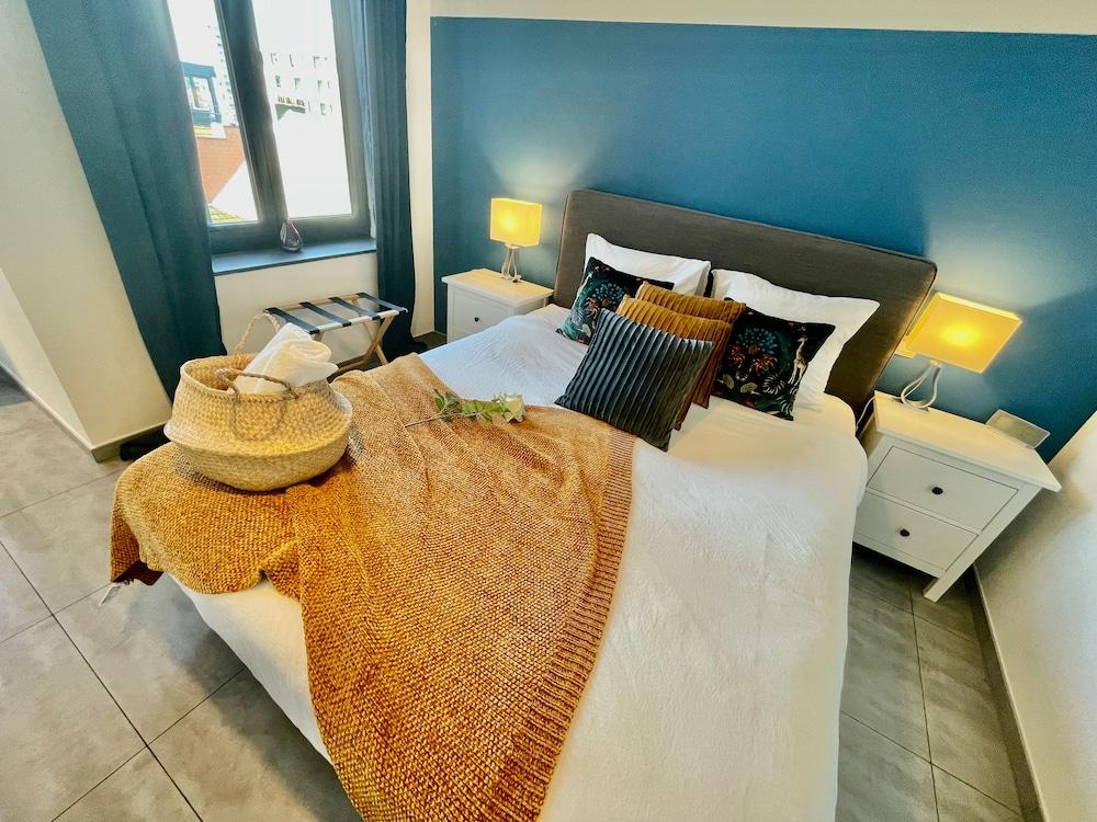 Oneluxstay Antwerp City Centre