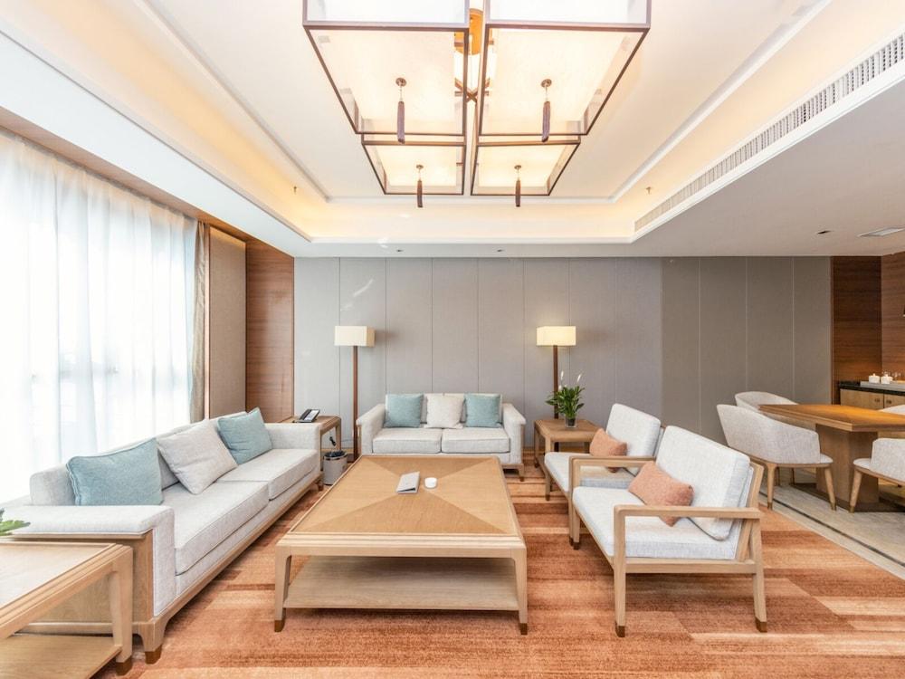 Gao Chun Jin Ling Hotel